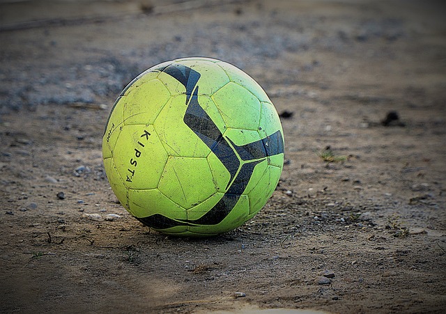 士的比赛成 士的比赛成